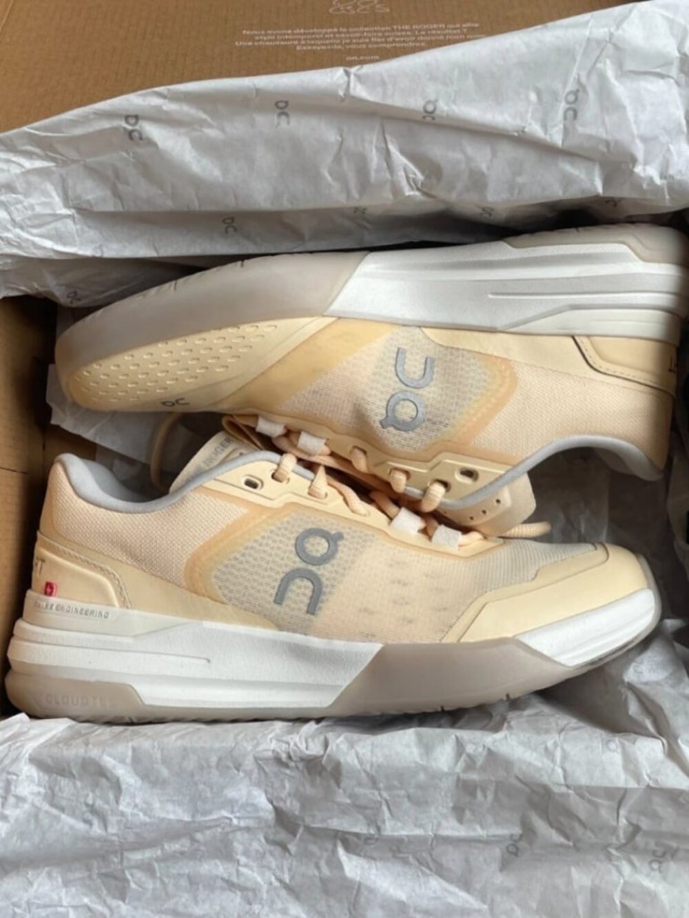 On Cloud The Roger Advantage Pro Tennis Shoes Cream Beige Women's US 7 - Picture 2 of 7
